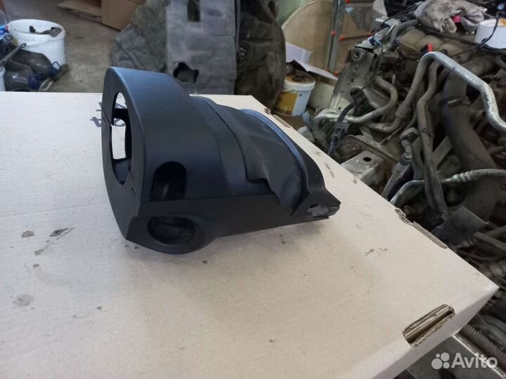 Кожух колонки Ford Focus 2008