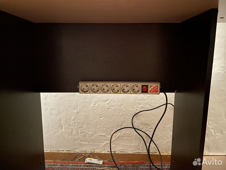 Компьютерный стол IKEA