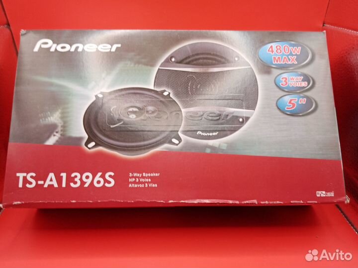 Автомобильные колонки Pioneer 13 см. Новые
