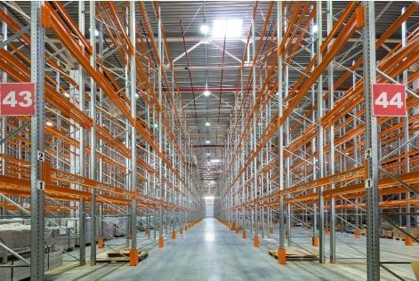 Склад, 5845 м²