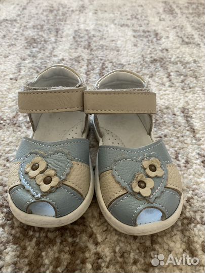 Сандали детские
