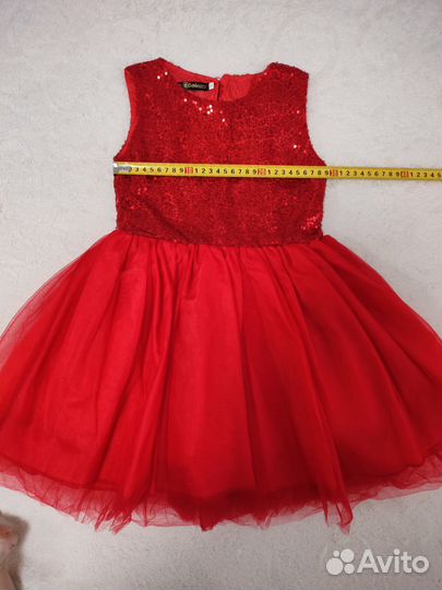 Платье р. 104 нарядное пышное праздничное