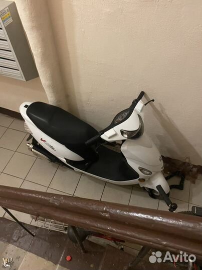 Мотороллер Peugeot