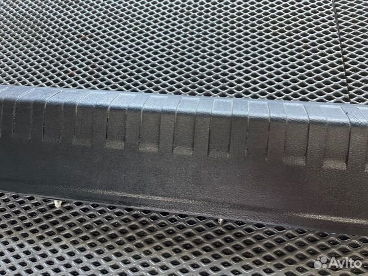 Обшивка багажника Lexus Gx460