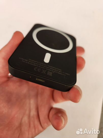 Повербанк magsafe