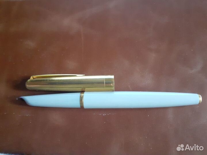 Ручка перьевая полуавтоматическая + бусы