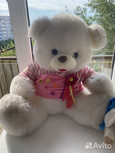 Плюшевый медведь