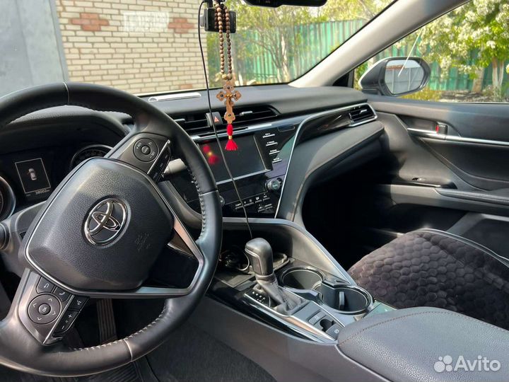 Toyota Camry 2.5 AT, 2019, 40 000 км