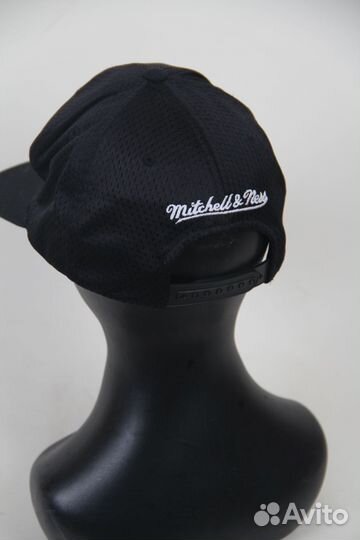 Nets Mithchell & Ness кепка