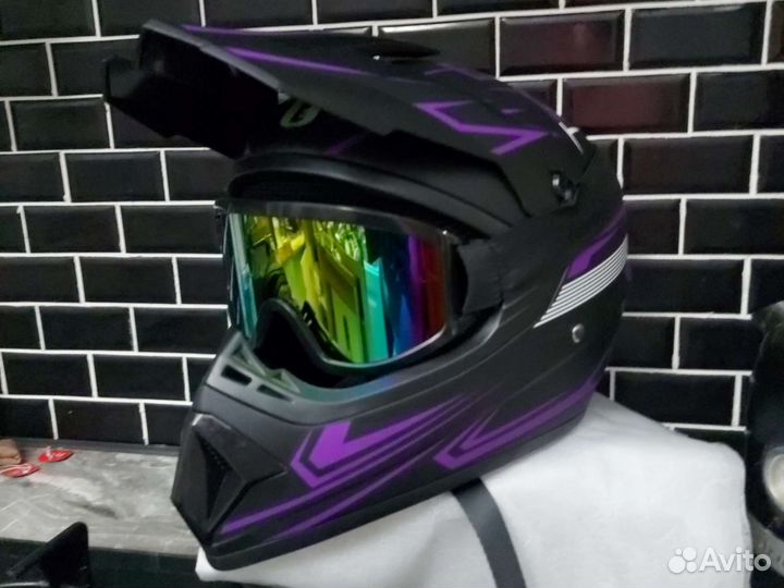 Мотошлем кроссовый