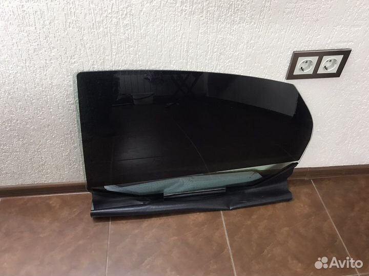 Стекло боковое Лада Веста