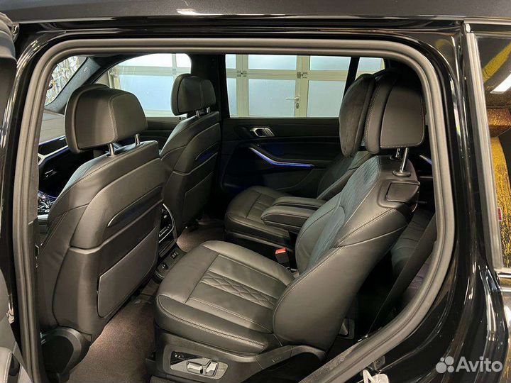 BMW X7 3.0 AT, 2022, 30 000 км