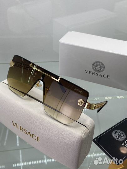 Очки Versace новая коллекция 2024