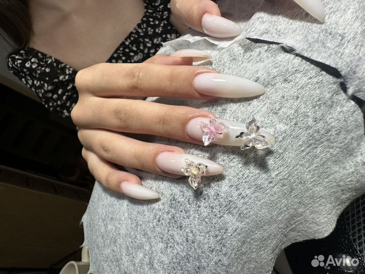 Маникюр, педикюр