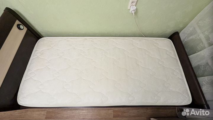 Кровать односпальная 900х2000