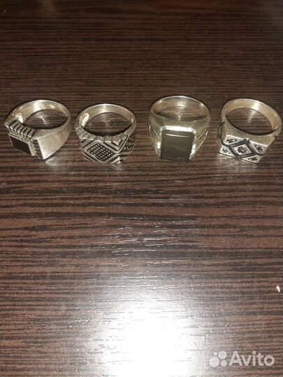 Серебряное кольцо мужское печатка