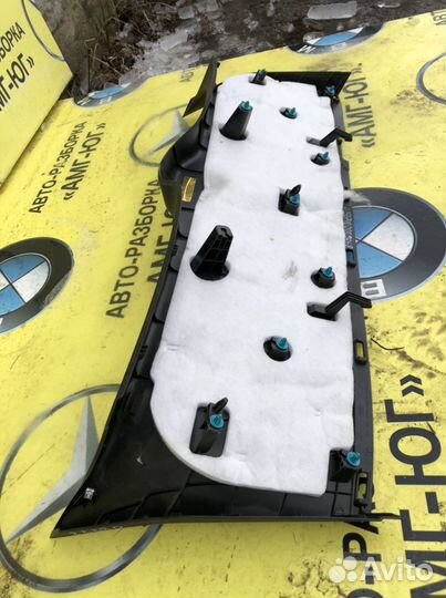 Mercedes W156 X156 GLA обшивка крышки багажника