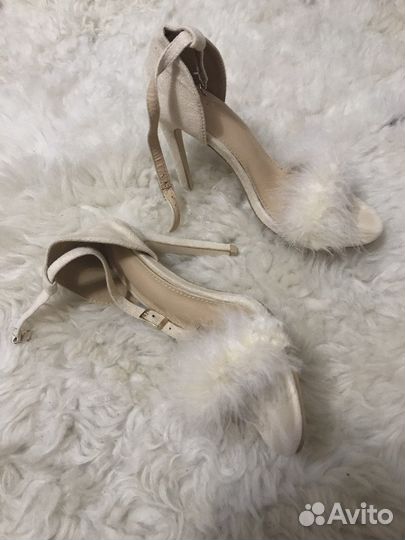 Туфли с перьями 38 размер