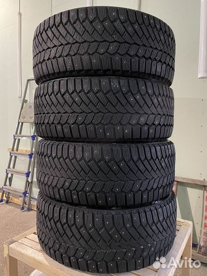 Gislaved Nord Frost 200 235/45 R18