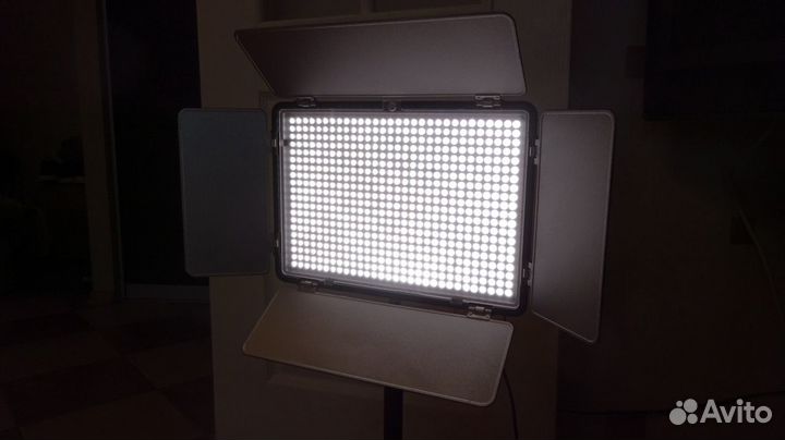 Студийный свет