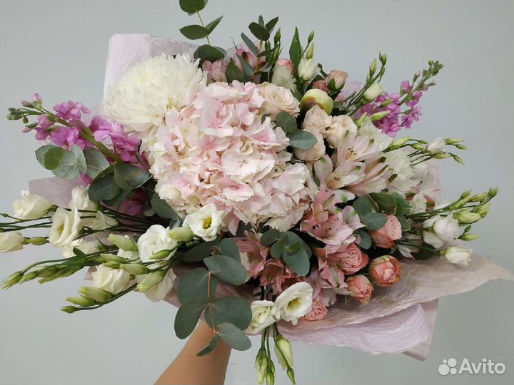 Доставка цветов и букетов