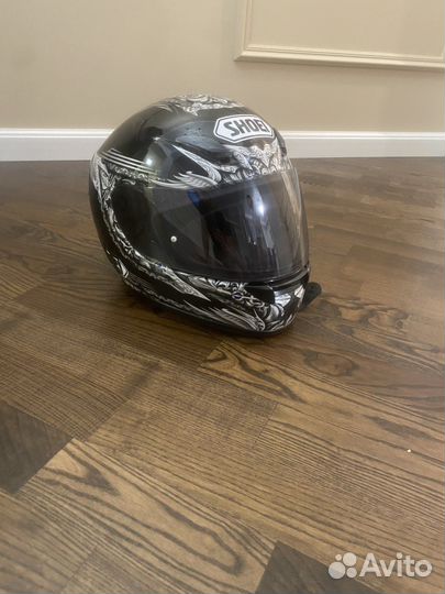 Шлем shoei