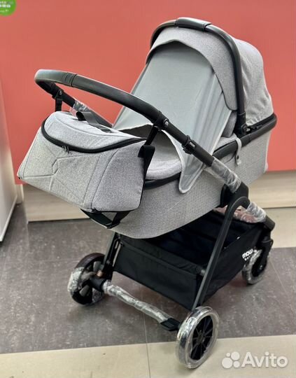 Коляска 2 в 1 Mowbaby Move silver