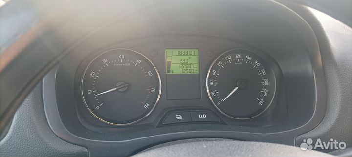 Skoda Fabia 1.6 AT, 2012, 122 000 км