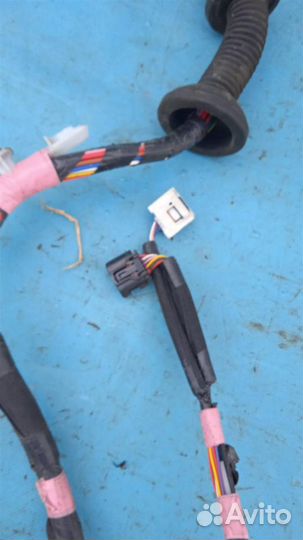 Проводка (коса) передней левой двери Toyota RAV 4