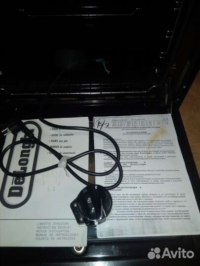 Электрическая плита с духовкой