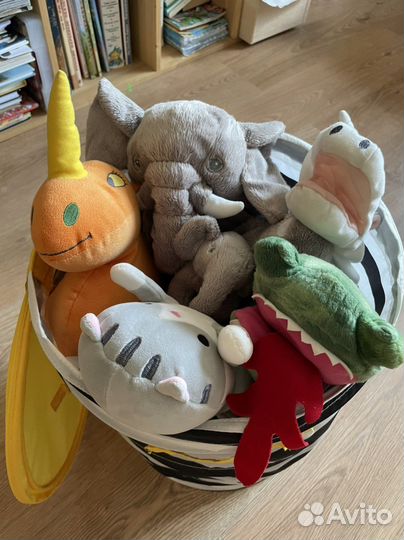 Мягкие игрушки IKEA + козина с крышкой