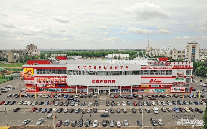 Кровать с подъемным механизмом