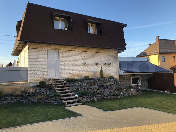 Дом 194 м² на участке 11,5 сот.