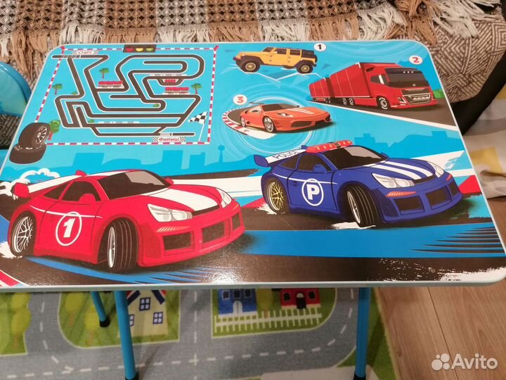 Детский стол и стул