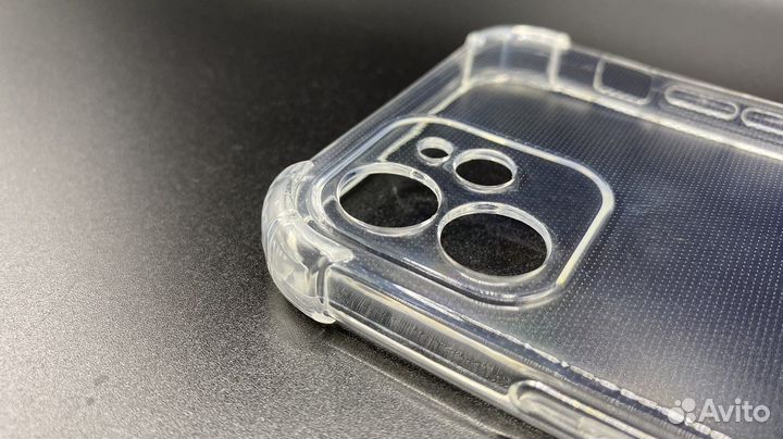 Чехол на iPhone 12 силиконовый