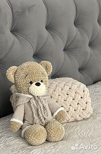 Плюшевый мишка
