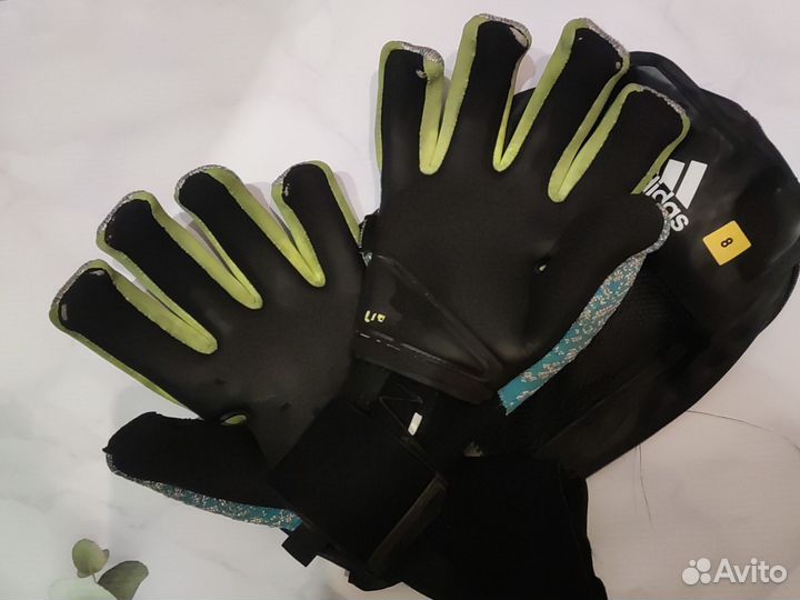 Вратарские перчатки adidas 8
