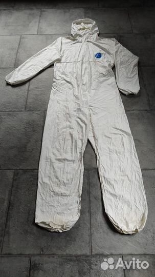 Комбинезон DuPont Tyvek Classic Xpert L 174-182 бу