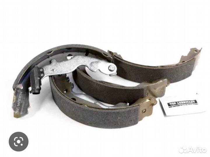 Тормозные колодки задние на Дастер 44