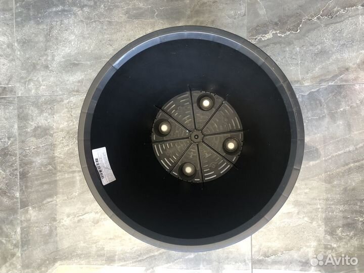 Горшки,опоры для комнатных растений и колба