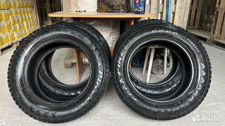 Pirelli Winter Carving Edge 225/65 R17 106T