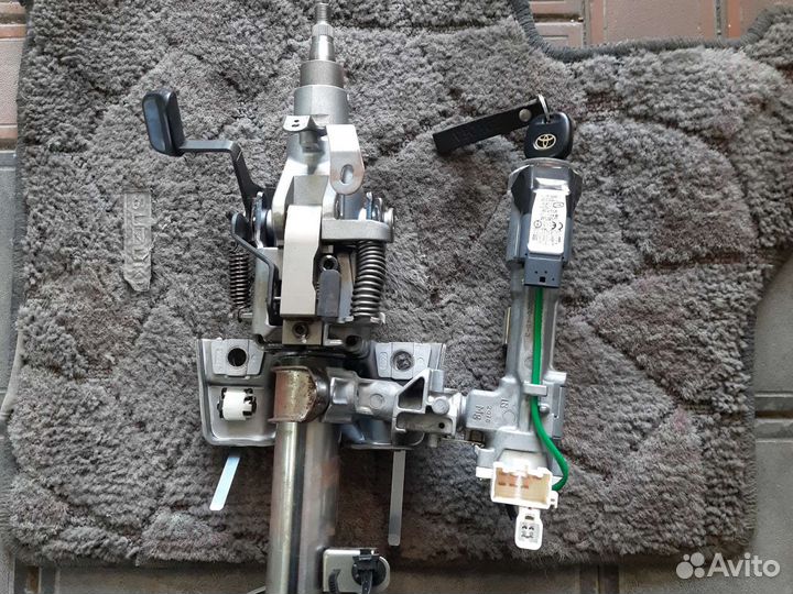 Замок зажигания Toyota Harrier