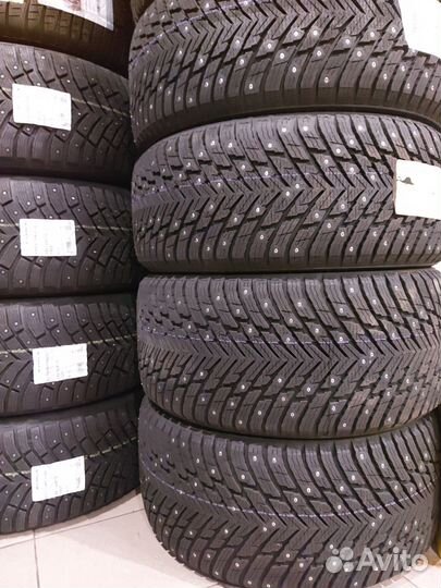 Nokian Tyres Hakkapeliitta 10p SUV 245/45 R20 и 275/40 R20