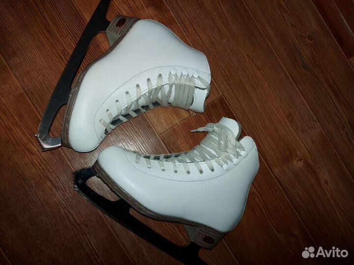 Коньки Riedell р-р 12,5