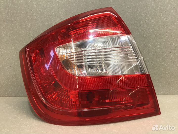 Фонарь задний левый Skoda Rapid 2013-2020