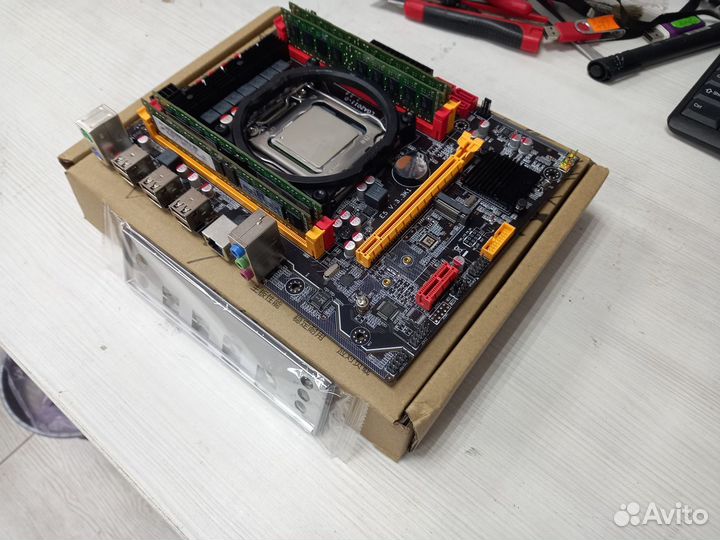 Связка 12 потоков E5-2620 2.5x12 + мать 2011+16Gb