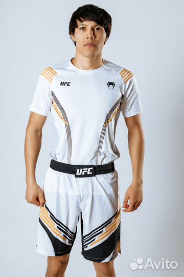 Комплект(футболка и шорты) Venum белый