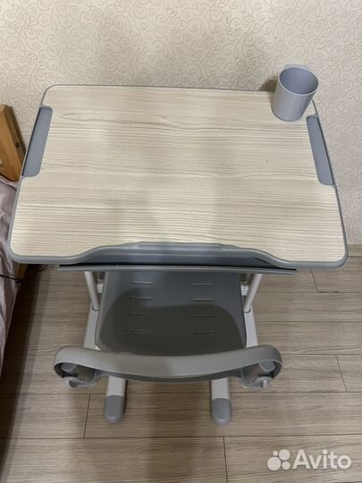 Растущая парта и стул