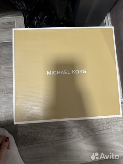 Кроссовки Olympia Michael Kors 8,5 US новые