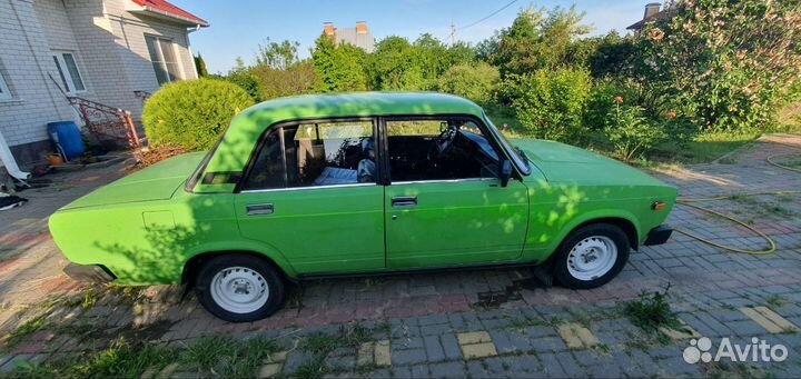 ВАЗ 2105 1.3 МТ, 1982, 165 000 км